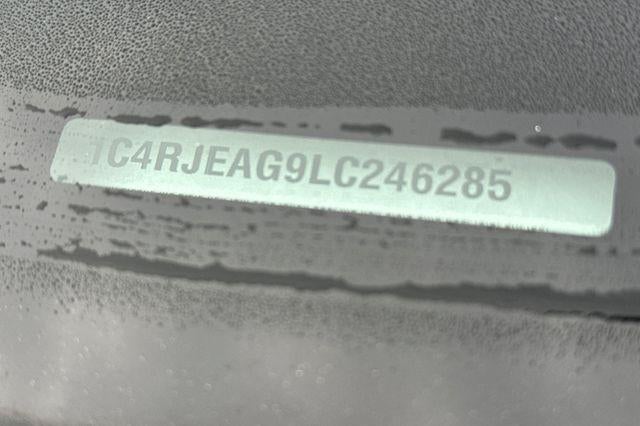 2020 Jeep Grand Cherokee Altitude