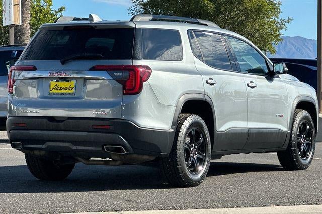 2023 GMC Acadia AT4