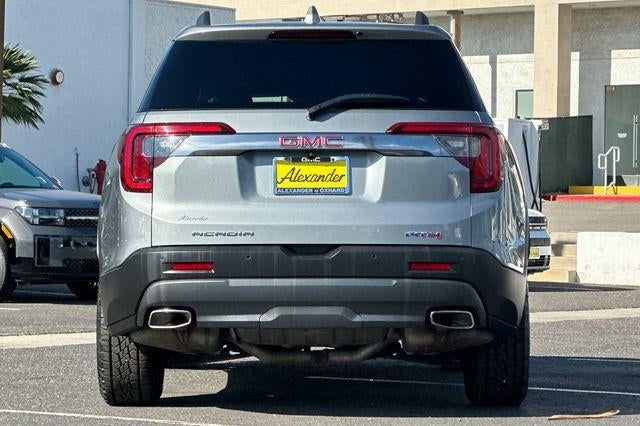 2023 GMC Acadia AT4