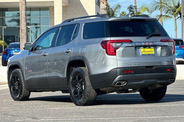 2023 GMC Acadia AT4