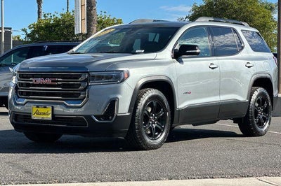 2023 GMC Acadia AT4