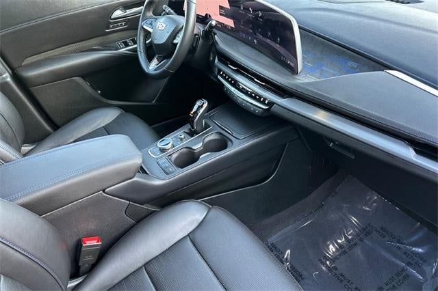 2024 Cadillac XT4 Sport