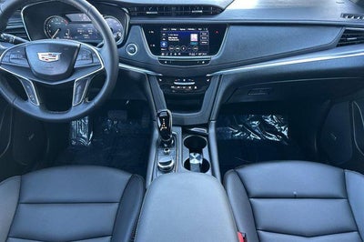 2026 Cadillac XT5 Luxury