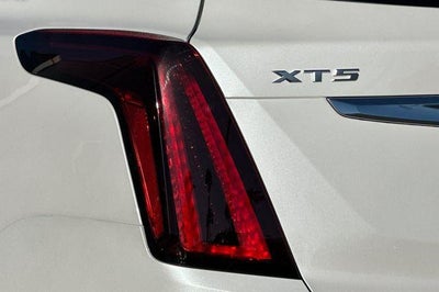 2026 Cadillac XT5 Luxury