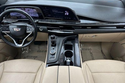 2022 Cadillac Escalade ESV Premium Luxury