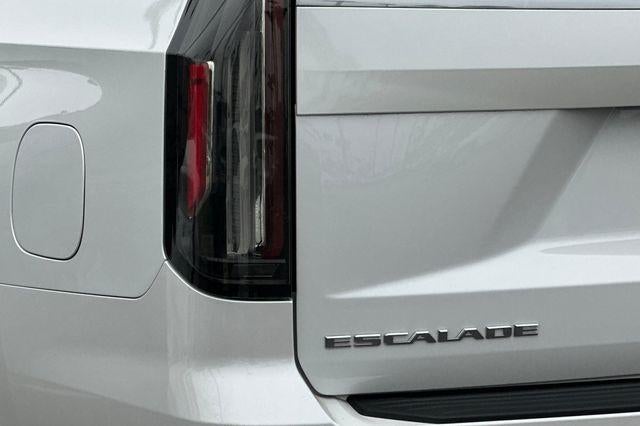 2022 Cadillac Escalade ESV Premium Luxury
