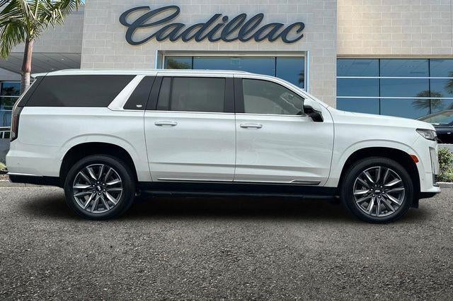 2022 Cadillac Escalade ESV Premium Luxury