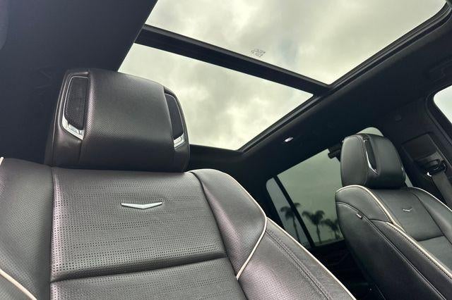 2023 Cadillac Escalade ESV Premium Luxury