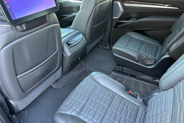 2025 Cadillac Escalade ESV Premium Luxury Platinum