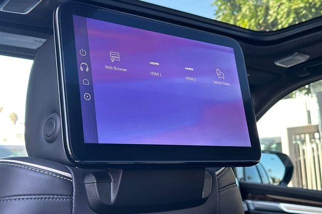 2025 Cadillac Escalade ESV Premium Luxury Platinum