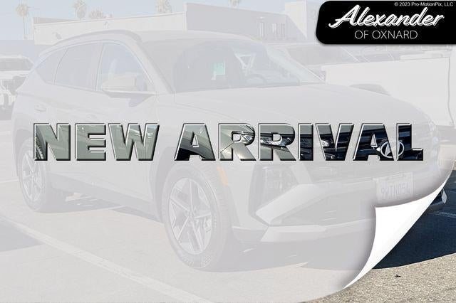 2026 Hyundai Tucson SEL Premium FWD's photo