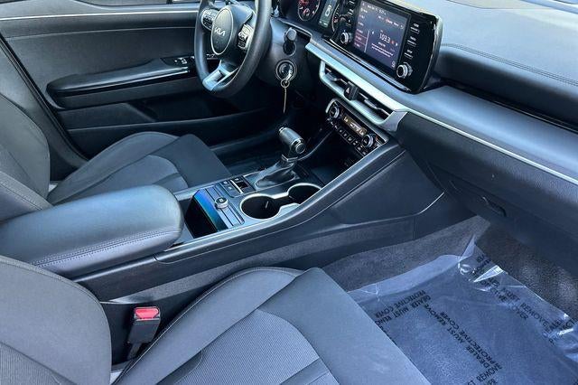 2022 Kia K5 LX