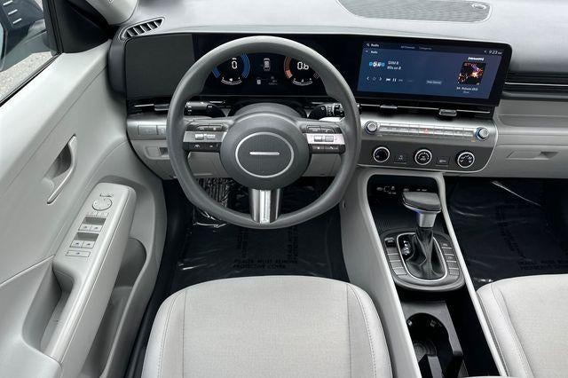 2024 Hyundai Kona SE