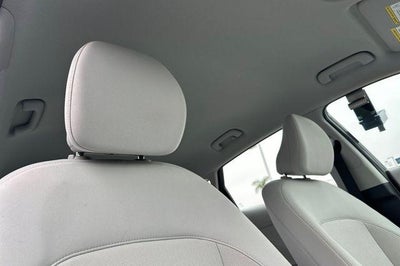 2024 Hyundai Kona SE