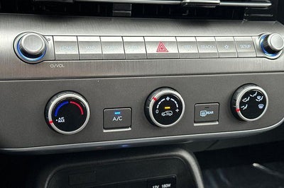 2026 Hyundai Kona SE