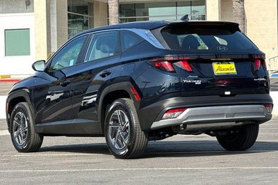 2026 Hyundai Tucson Hybrid Blue SE