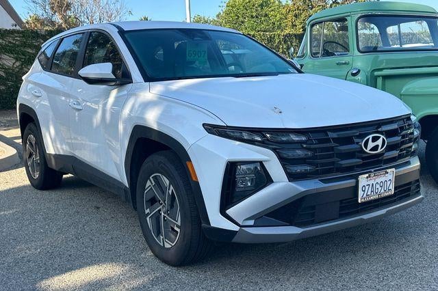 2026 Hyundai Tucson Hybrid Blue SE