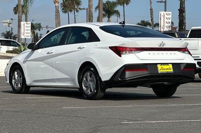 2026 Hyundai Elantra SE