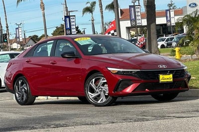 2025 Hyundai Elantra SEL Sport