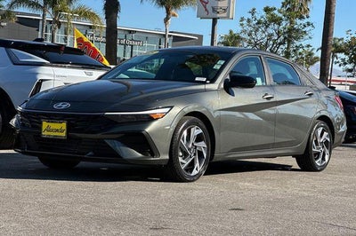 2025 Hyundai Elantra SEL Sport