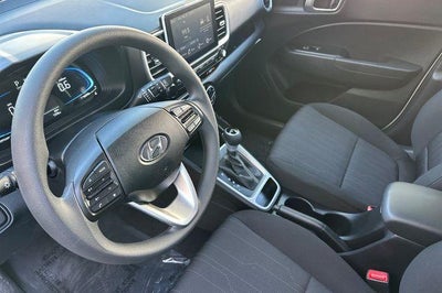 2026 Hyundai Venue SE