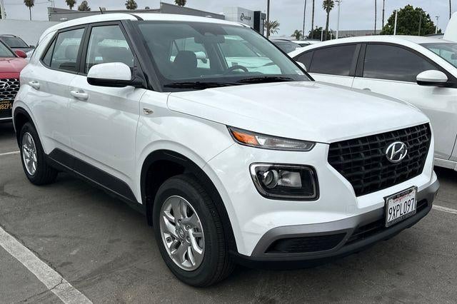 2026 Hyundai Venue SE