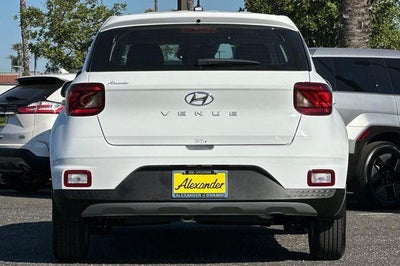 2026 Hyundai Venue SE