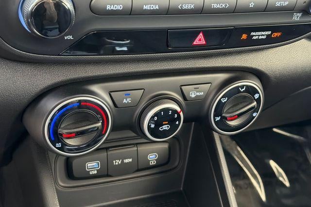 2026 Hyundai Venue SE
