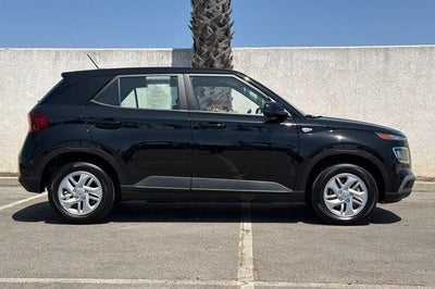 2026 Hyundai Venue SE