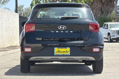 2026 Hyundai Venue SE