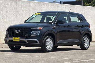 2026 Hyundai Venue SE