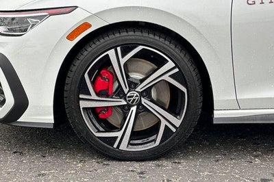 2025 Volkswagen Golf GTI SE