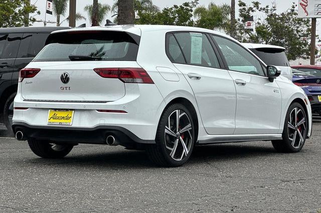 2025 Volkswagen Golf GTI SE