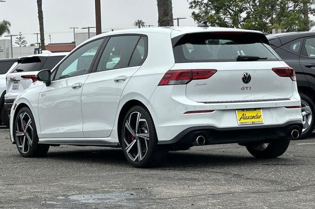 2025 Volkswagen Golf GTI SE