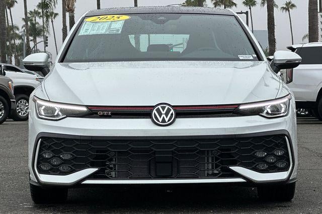 2025 Volkswagen Golf GTI SE