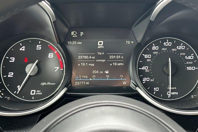 2023 Alfa Romeo Giulia Base