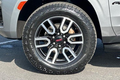 2024 GMC Yukon XL 4WD 4dr AT4