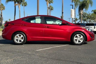 2015 Hyundai ELANTRA 4dr Sdn Auto SE