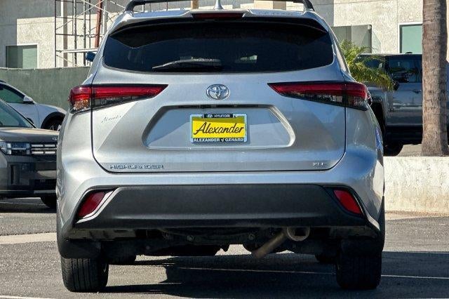 2021 Toyota Highlander XLE FWD (Natl)