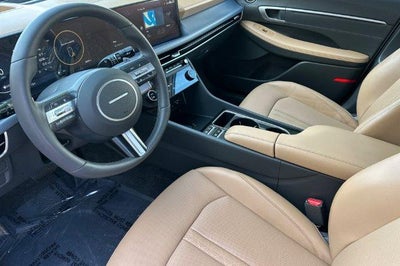 2025 Hyundai SONATA HYBRID Limited FWD