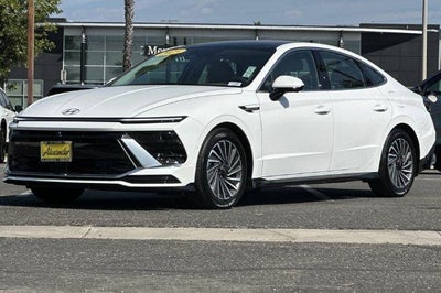 2025 Hyundai SONATA HYBRID Limited FWD