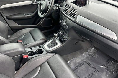 2015 Audi Q3 quattro 4dr 2.0T Prestige